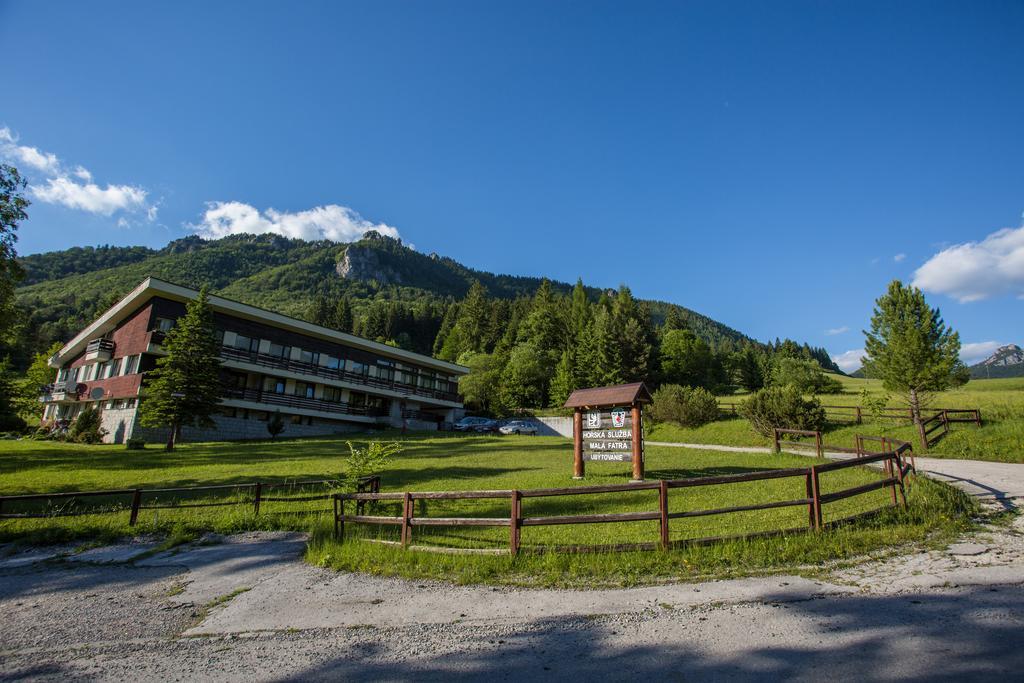 Dom Horskej Sluzby Hostel Terchova Luaran gambar